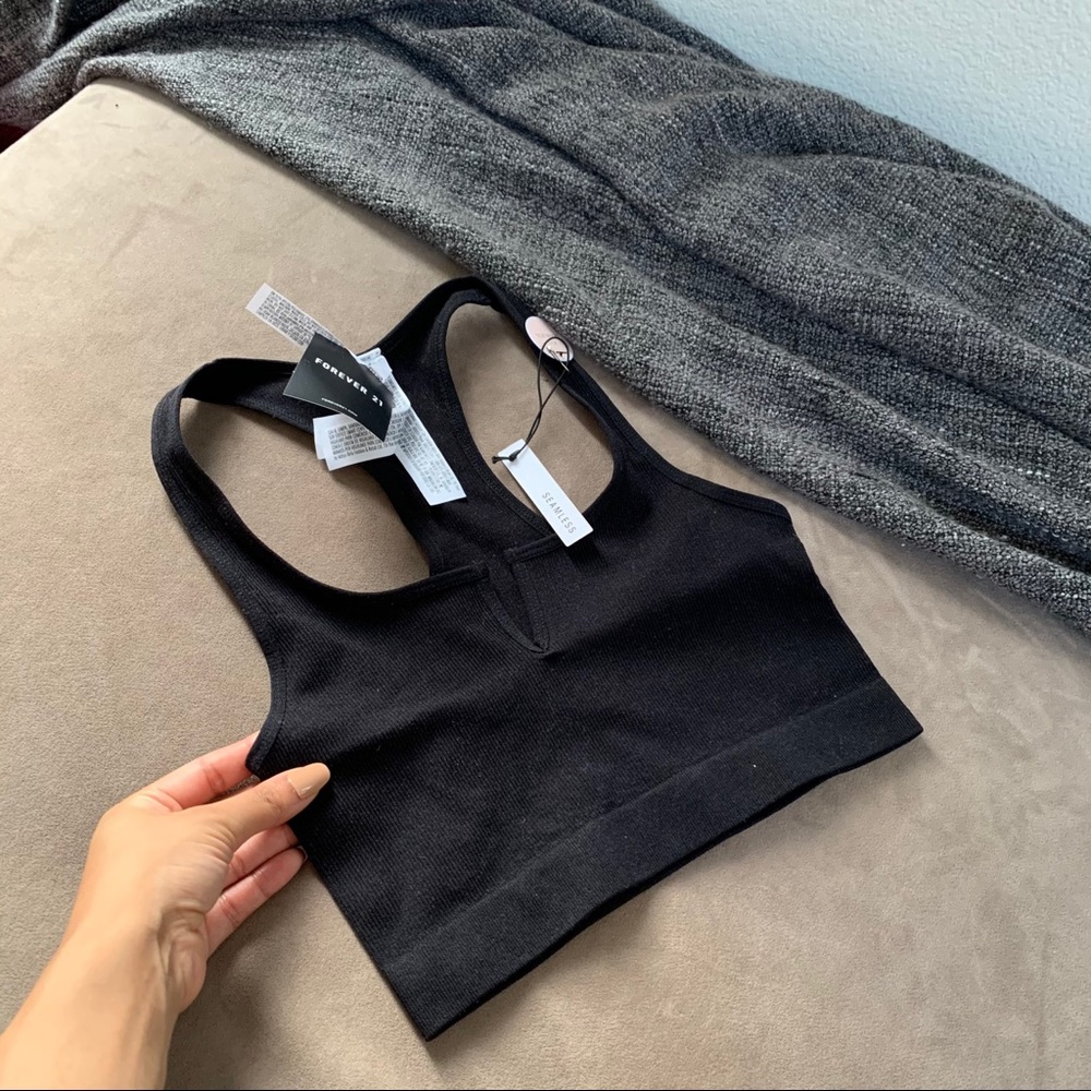 Black seamless crop tank NWOT XS/S